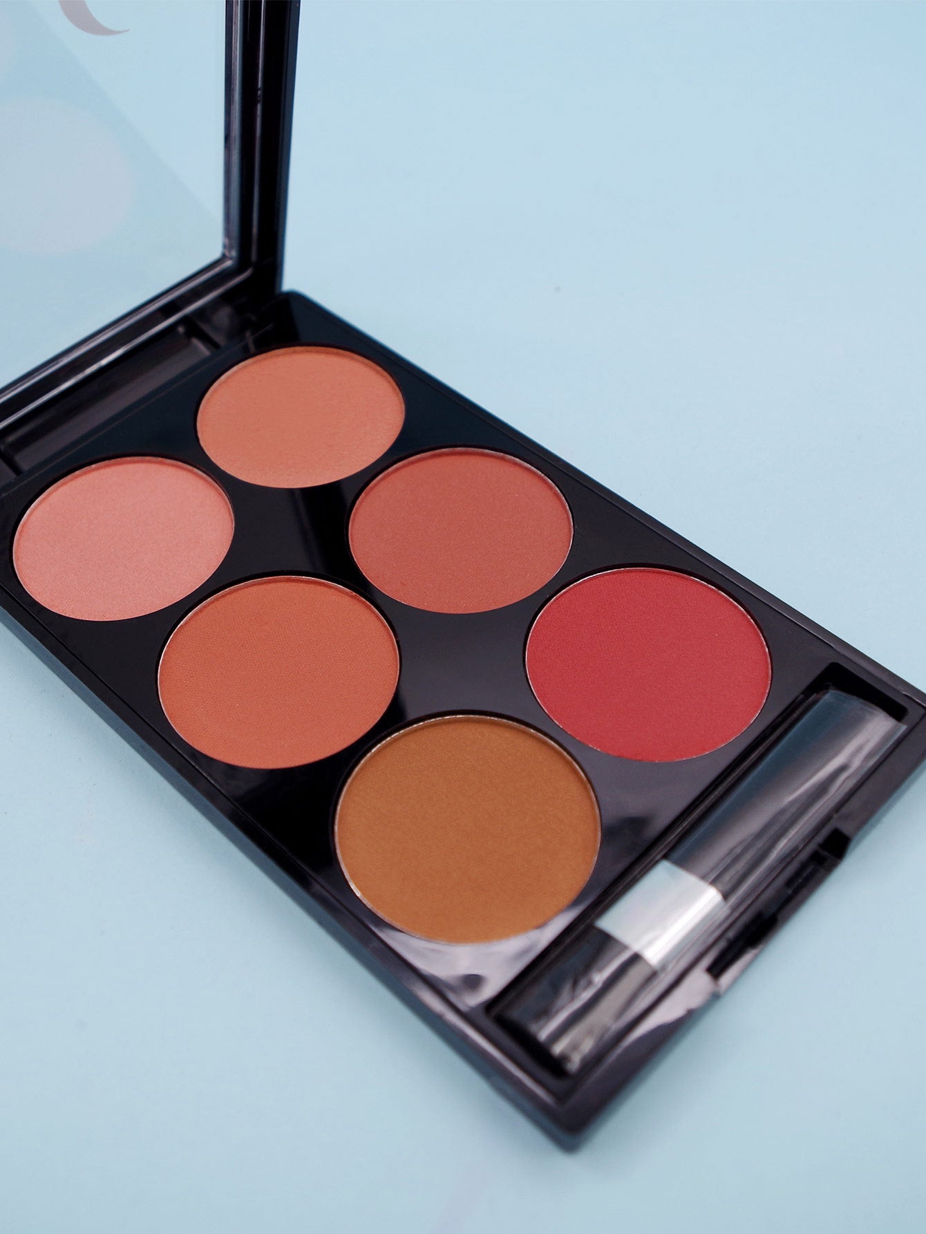 Blush makeup palette